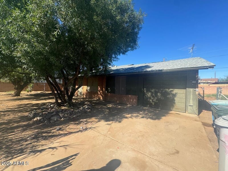 1526 Muriel Dr, Phoenix, AZ 85023