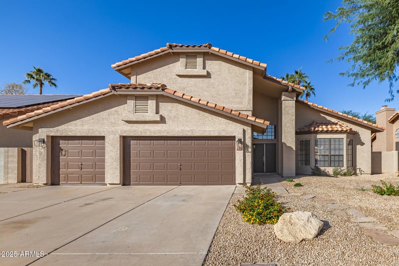 1526 Sea Haze Dr, Gilbert, AZ 85233