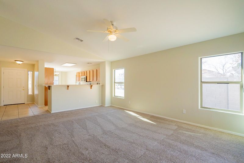 1526 W Lynne Ln, Phoenix, AZ 85041