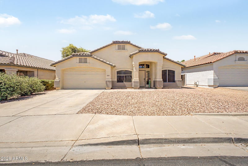 15267 Honeysuckle Ln, Surprise, AZ 85374