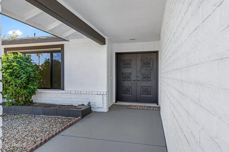 1527 Bell De Mar Dr, Tempe, AZ 85283
