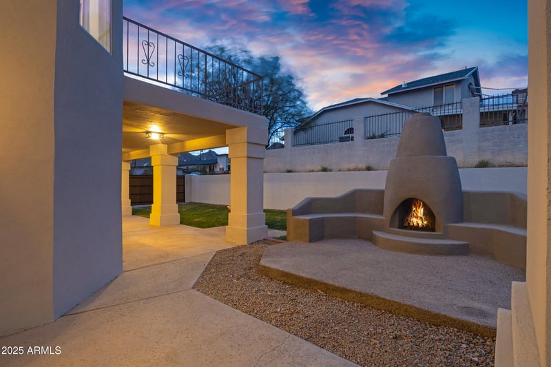 1527 Mission Ln, Phoenix, AZ 85020