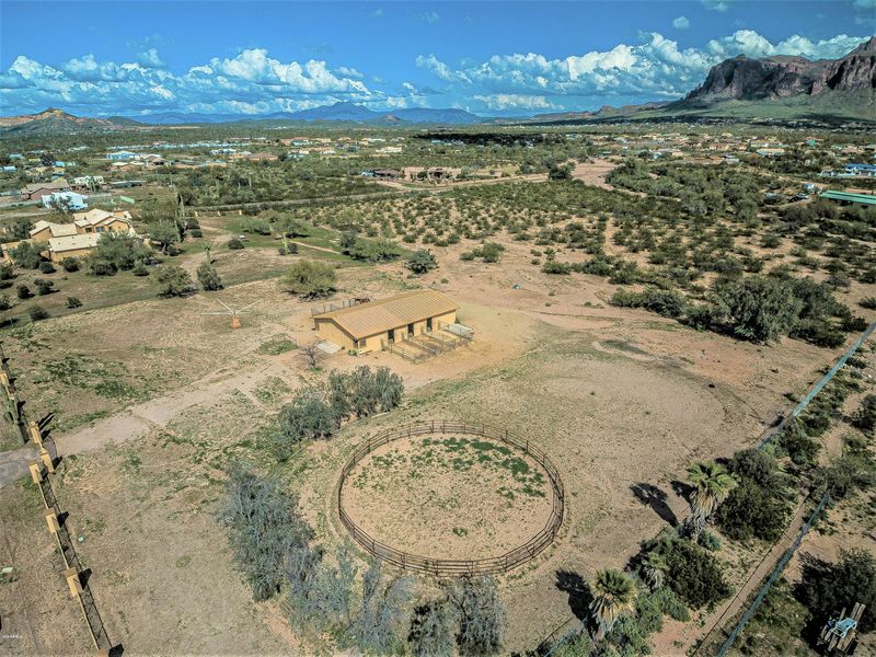 1527 N Wickiup Rd, Apache Junction, AZ 85119