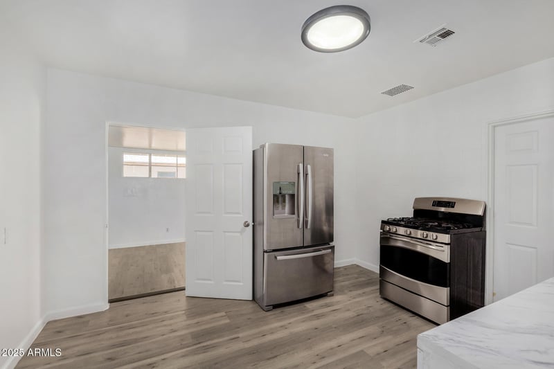 1527 Roma Ave, Phoenix, AZ 85015
