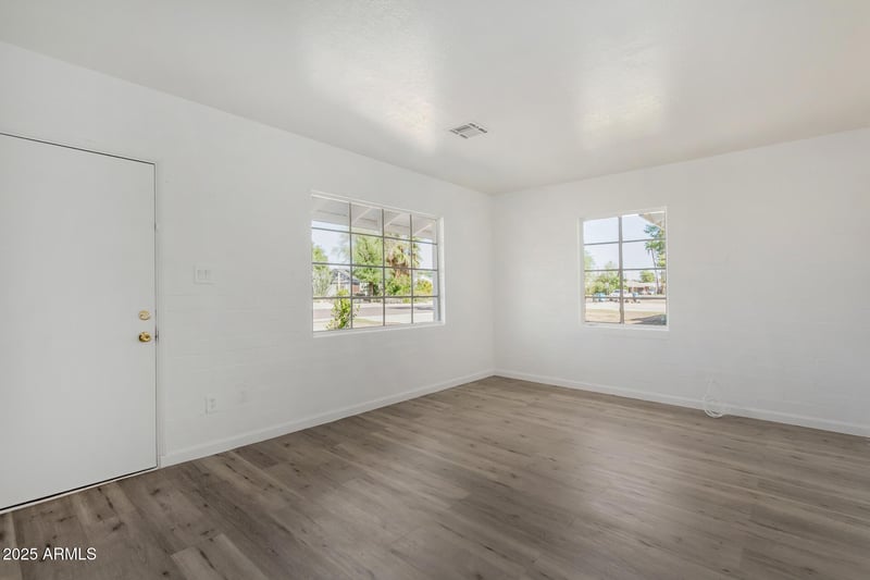 1527 Roma Ave, Phoenix, AZ 85015