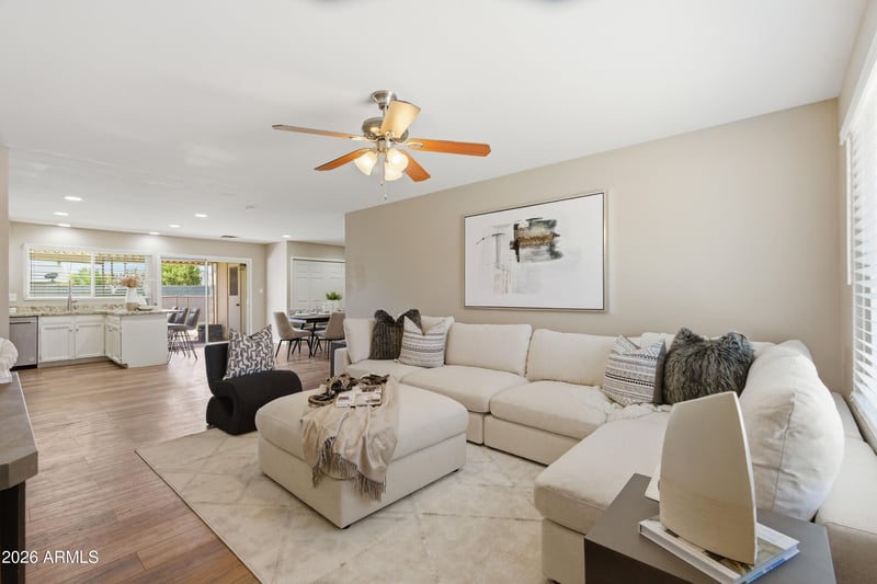 1527 Alamo Dr, Chandler, AZ 85224