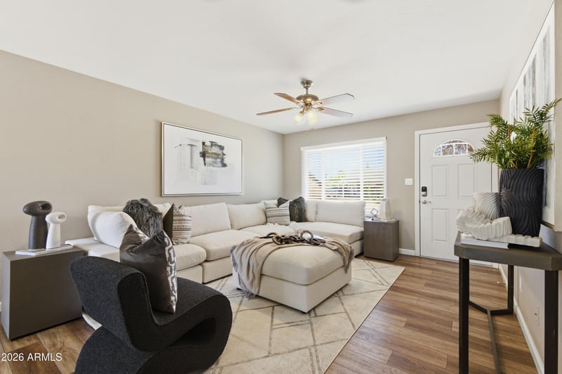 1527 Alamo Dr, Chandler, AZ 85224