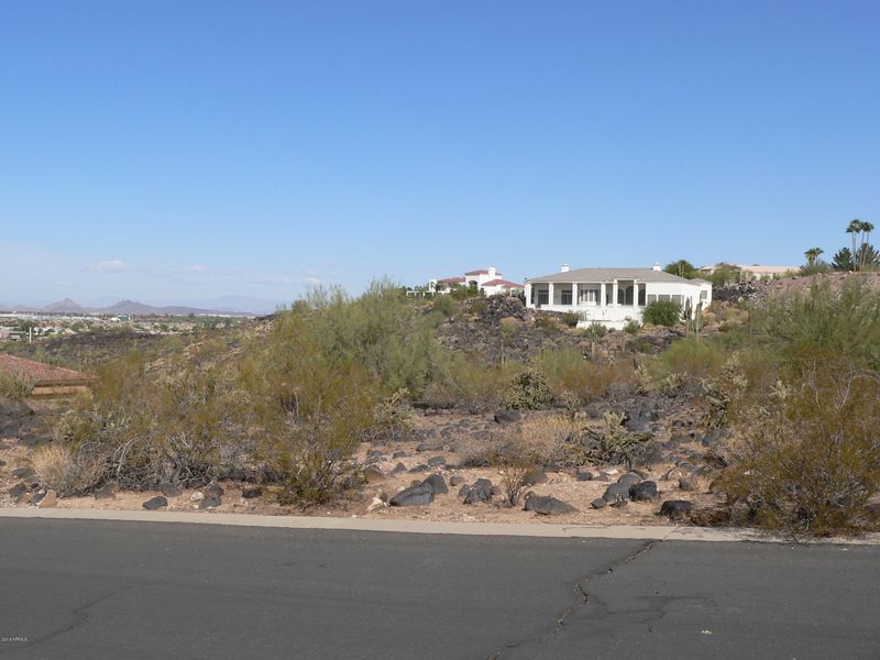 1527 W Saint Moritz Ln #2, Phoenix, AZ 85023