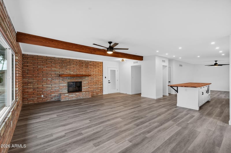 1527 W Windrose Dr, Phoenix, AZ 85029