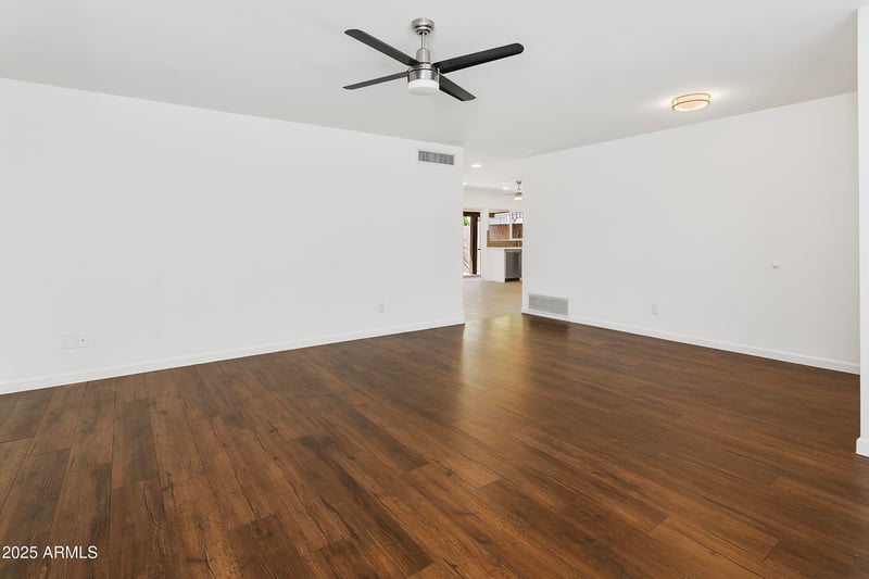 1527 Westwind Way, Tempe, AZ 85283