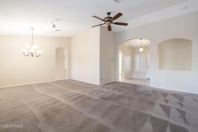 15270 Amelia Dr, Goodyear, AZ 85395