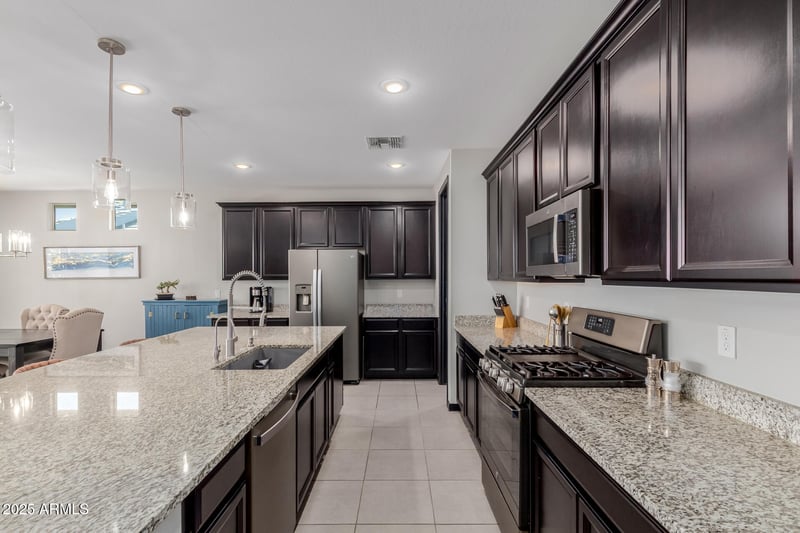 15276 Latham St, Goodyear, AZ 85338