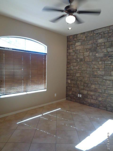 1528 E Apollo Rd, Phoenix, AZ 85042