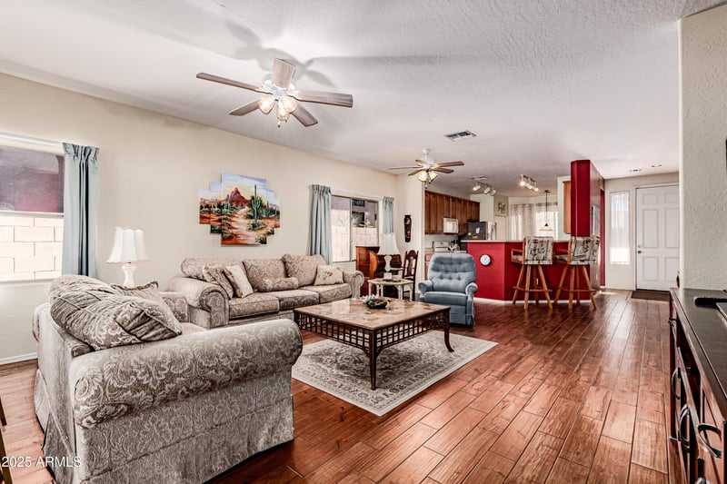 15282 Country Gables Dr, Surprise, AZ 85379