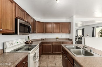 15286 Smokey Dr, Surprise, AZ 85374