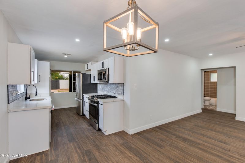 1529 E Edgemont Ave, Phoenix, AZ 85006
