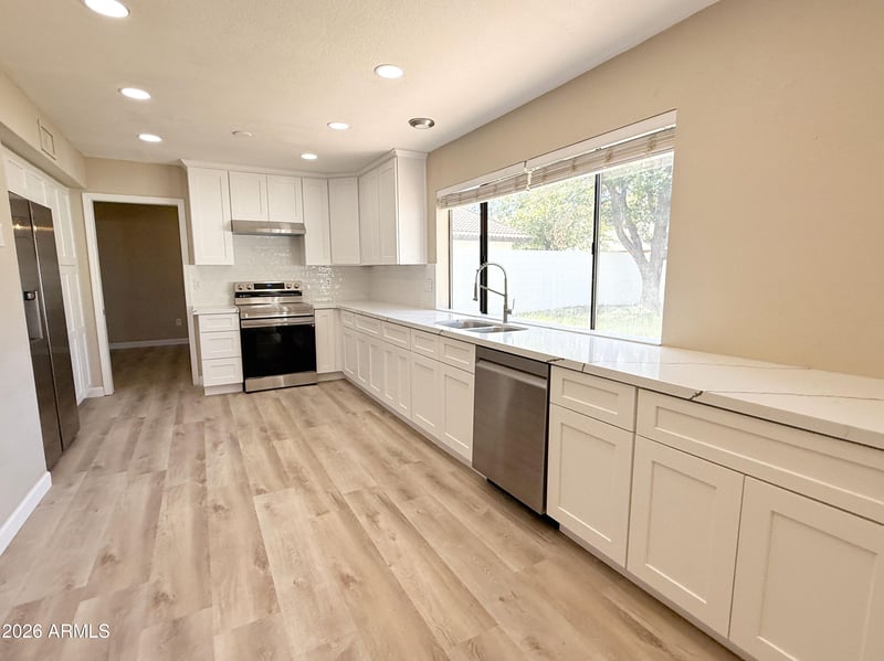 1529 Edgewater Dr, Tempe, AZ 85283