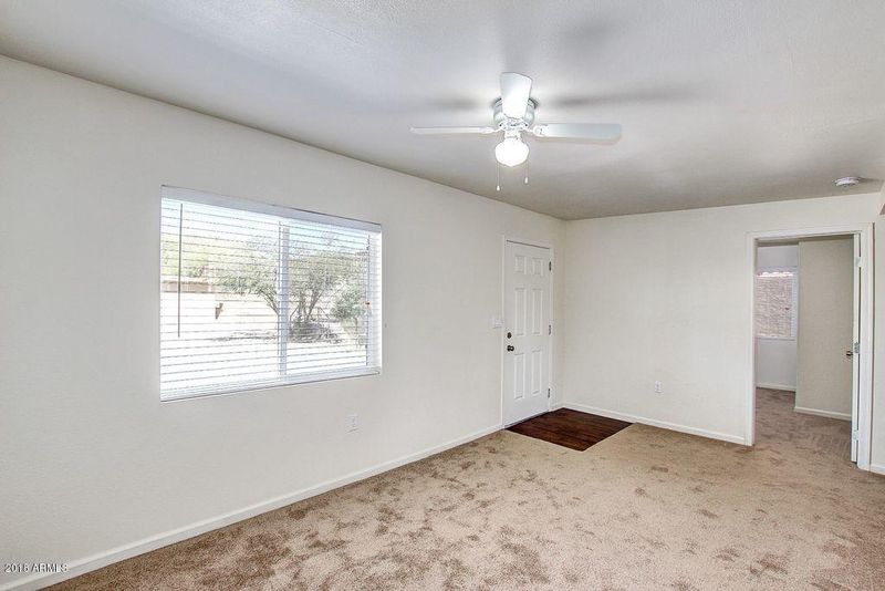 1529 E Sunnyside Dr, Phoenix, AZ 85020