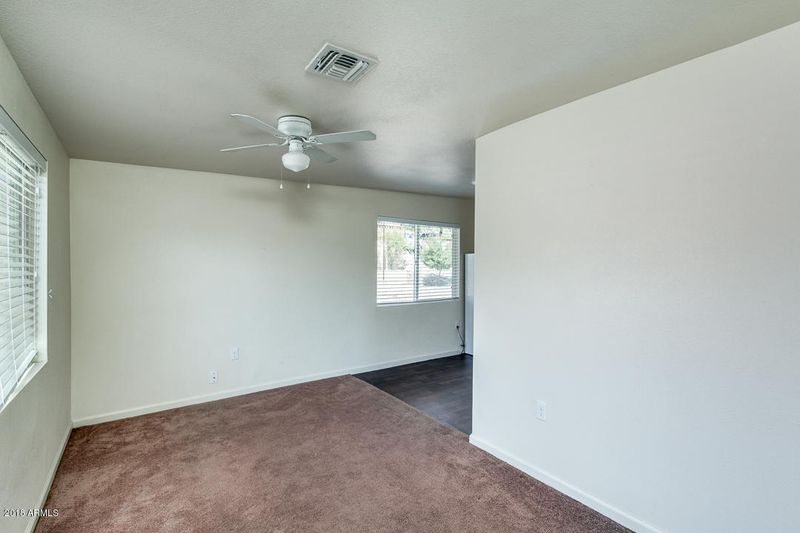 1529 E Sunnyside Dr, Phoenix, AZ 85020