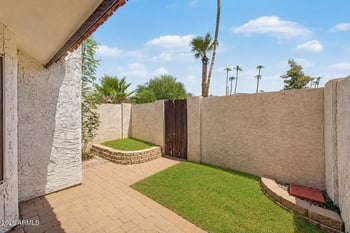 1529 S River Dr, Tempe, AZ 85281