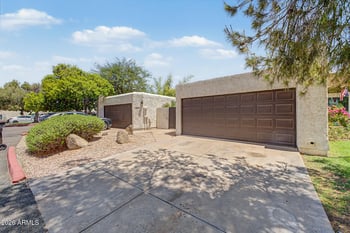 1529 S River Dr, Tempe, AZ 85281