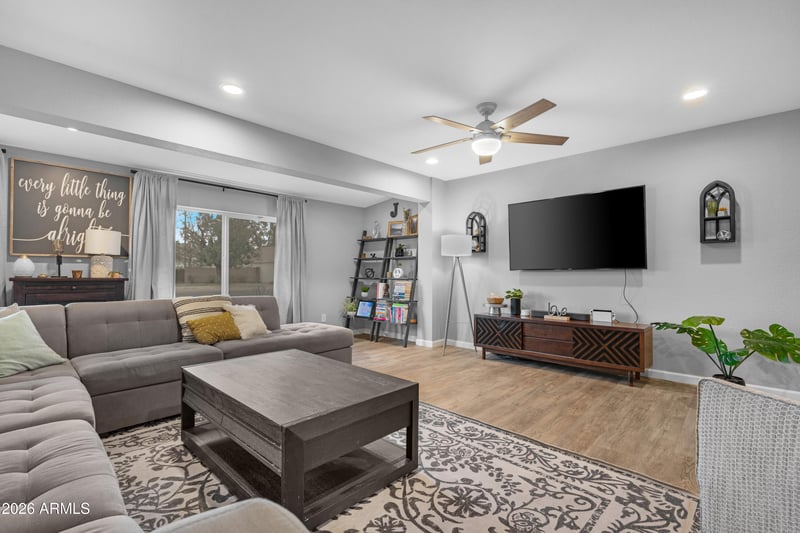1529 W Townley Ave, Phoenix, AZ 85021