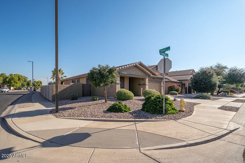 15292 Edgemont Ave, Goodyear, AZ 85395