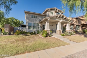 15294 Old Oak Ln, Surprise, AZ 85379