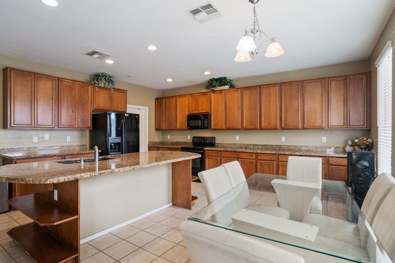 15296 Coolidge St, Goodyear, AZ 85395