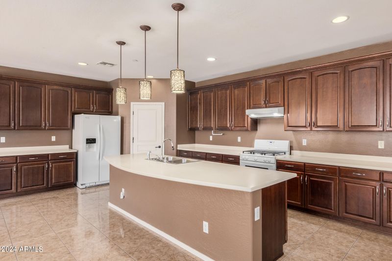 15298 W Elm St, Goodyear, AZ 85395