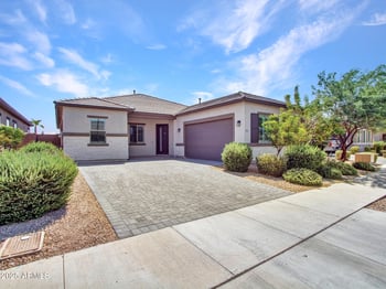 153 156th Dr, Goodyear, AZ 85338