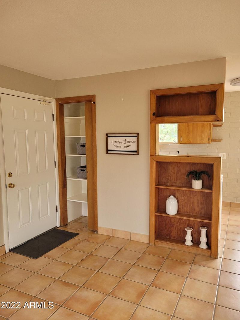 153 S Ocotillo Dr, Apache Junction, AZ 85120
