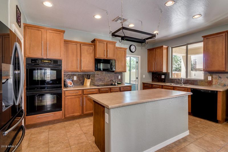 1530 E Lark St, Gilbert, AZ 85297