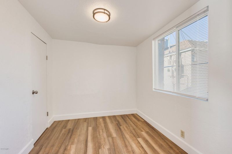 1530 E Pierce St, Phoenix, AZ 85006