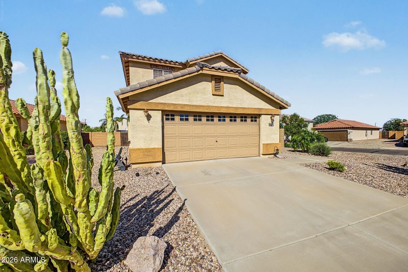 1530 E Saguaro Trl, San Tan Valley, AZ 85143