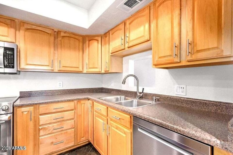 1530 S River Dr, Tempe, AZ 85281