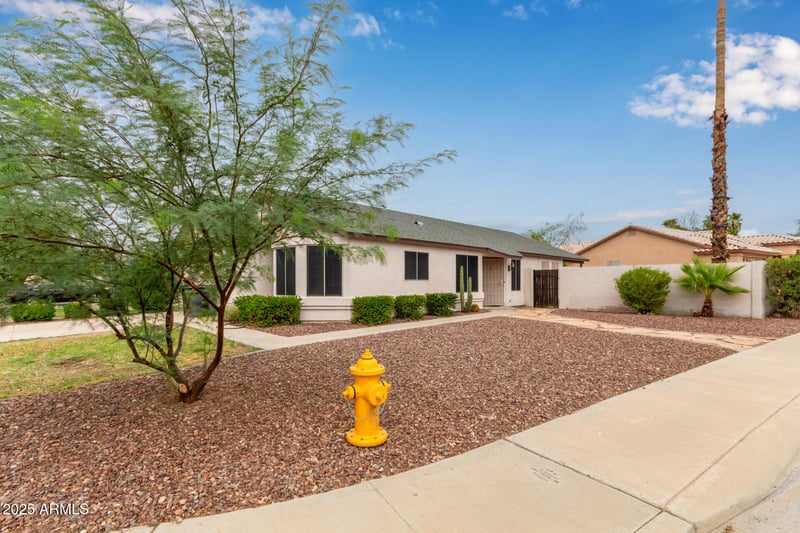 15305 85th Dr, Peoria, AZ 85381