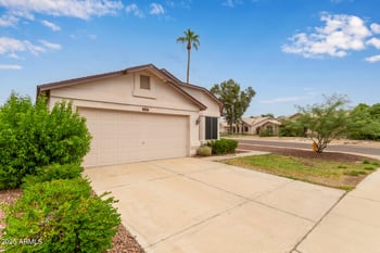 15305 85th Dr, Peoria, AZ 85381