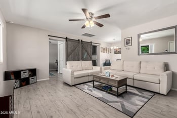 1531 Campo Bello Dr, Phoenix, AZ 85023