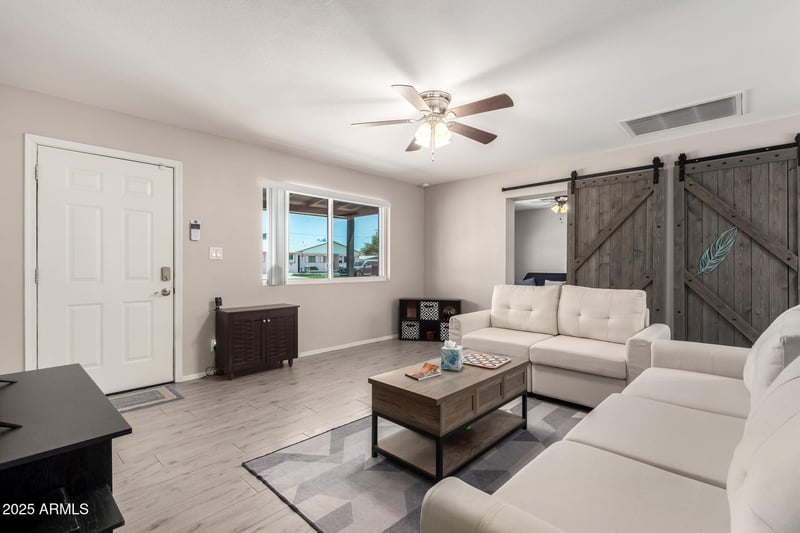 1531 Campo Bello Dr, Phoenix, AZ 85023