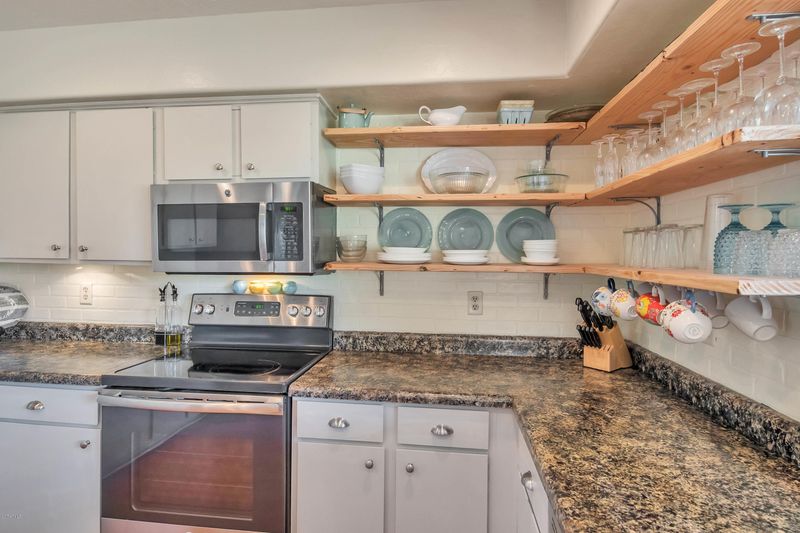 1531 E Vaughn Ave, Gilbert, AZ 85234