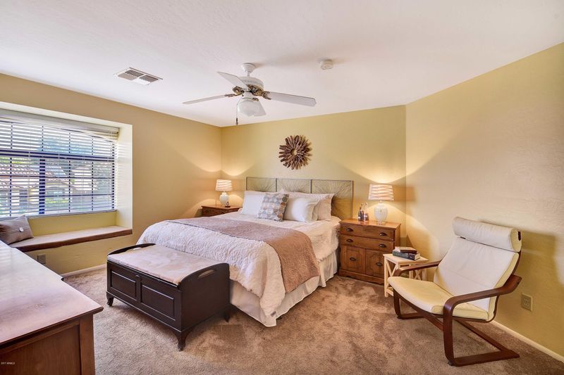 1531 E Vaughn Ave, Gilbert, AZ 85234