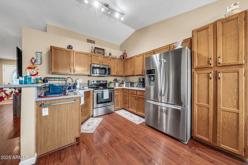 1531 Rosemonte Dr, Phoenix, AZ 85024