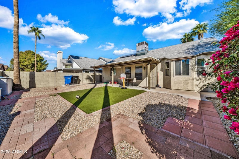 1531 Rosemonte Dr, Phoenix, AZ 85024