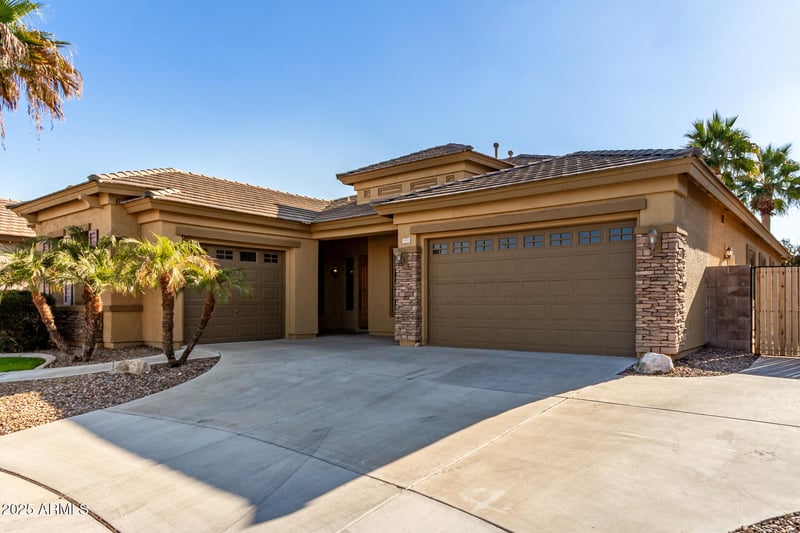 1531 Yellowstone Pl, Chandler, AZ 85249