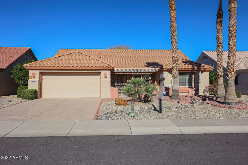 15310 W Blue Verde Dr, Sun City West, AZ 85375
