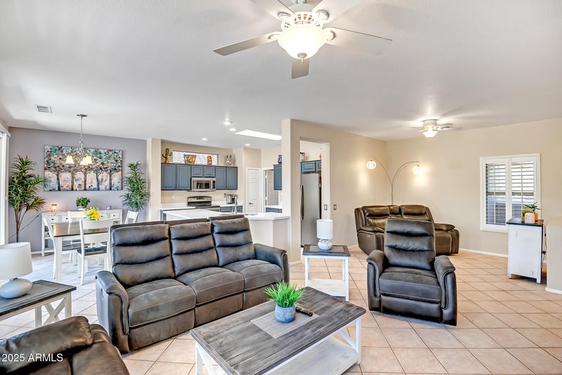15314 Pantano Dr, Surprise, AZ 85374