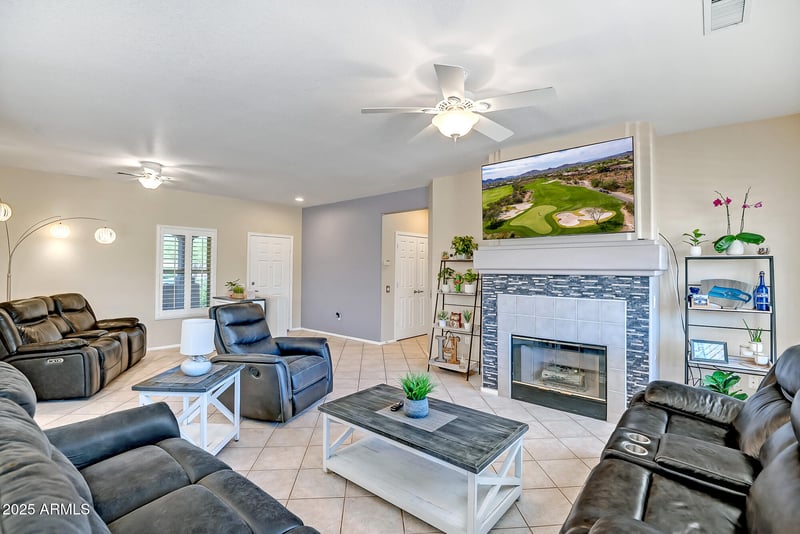 15314 Pantano Dr, Surprise, AZ 85374