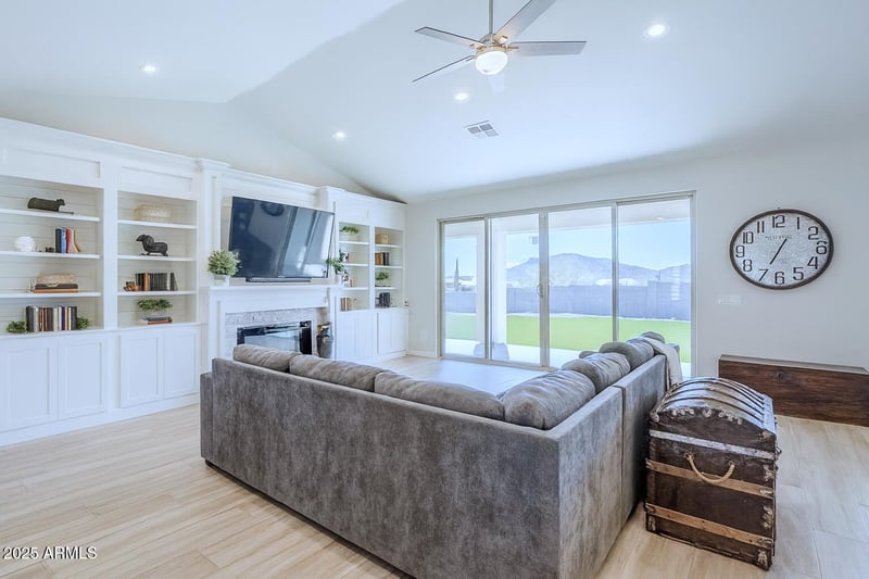 15315 Peakview Rd, Surprise, AZ 85387