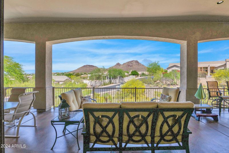 1532 E Sharon Dr, Phoenix, AZ 85022